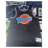 Looney tune jersey XL
