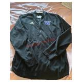 Adidas university of Washington pull over size