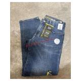 30X32 Extreme Motion Straight Fit Jeans NEW
