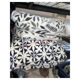 Two large throw Blanket lot