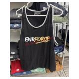 2XL Mens tank              (CLothing racks)