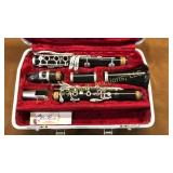 Bundy clarinet with case