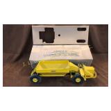 Doepke model toys wooldridge bottom dump with box