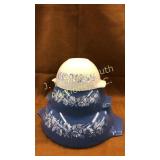 Pyrex colonial mist Cinderella bowls