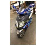 2007 Chinese scooter (has been setting, turns