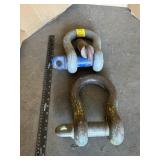 2 -  1 1/2' SHACKLES