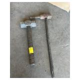 2 SMALL SLEDGE HAMMERS