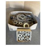 LARGE LOT OF MISC SIZE WASHERS
