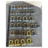 LARGE LOT OF MISC SIZE SHACKLES