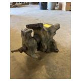 BENCH VISE
