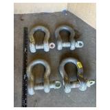 4 - 1 1/4' SHACKLES