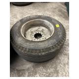 10-16.5LT TIRE W/RIM