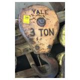 YALE 3 TON BLOCK W/HOOK