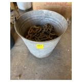 BUCKET OF CHAIN