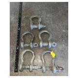 5 - 1/2' SHACKLES