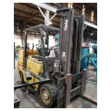 12,000lb Yale LP Forklift. 116.2in 2-stage mast