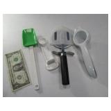(4) PamperedChef Utensils Pizza~Garlic~Spatula~Opr