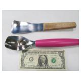 (2) HighQuality Ice Cream Scoop Schwanns/Oneida