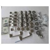 (42) StainlessLook Knobs Modern $$