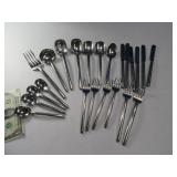 HD approx 4place Setting Flatware Camper Etc