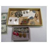 Lot Estate Costume Jewelry *dresser box* grpA