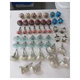 (47) RetroIsh CrystalLike Drawer Knobs asst $$ Mdn