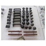 (40) Blackish/Bronze Handles & Knobs asst