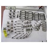 (60) Silverish/Stainless Handles & Knobs asst