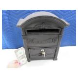 Poly 11"x14" Locking Wallmount Mail Box