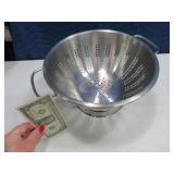 AMCO Stainless 10" Strainer Collander