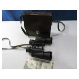 BUSHNELL 7x35 Binocularts w/ Carry Case