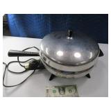 FARBERWARE Vtg Electric 12" Skillet