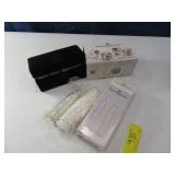 (2) new International Silver S&P +Napkin Rings 2o2
