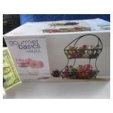 New MIKASA Metal 2tier Gourmet Flatback Basket
