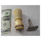 (2) mini Gillette Razor & SURREY Brush