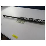 EASTON "Hammer" Softwall Bat 33"/26oz/2.25"