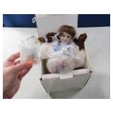 M OSMOND Dorothy Wizard Oz Porcelain Doll Boxed #d