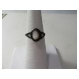 Pawn Vintage sz5.75 Ring w/ Pinkish Stone