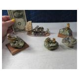 (5) Souvenier Gold Mining Figures on Rocks NEAT