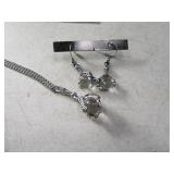 3pc Womens BirdClaw & Ball Necklace & Earrings