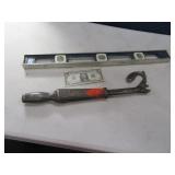(2) Antique Nail Puller & Alum 24" Level Tools