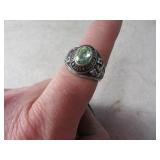 1980 Class Ring w/ Beautiful Stone sz8
