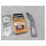 Carpet Utility Knife w/ Around 60 Blades