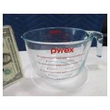 PYREX Glass 8cup Biggie Mixing Bowl