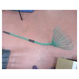 Peach Picker Type Yard Tool GARDEN GRABBER