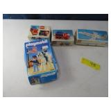 (4) Early LEGO Mini Toy Kits in boxes