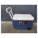IGLOO 38qt Rolling Cooler Compact