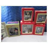 Lot (5) Misc Ornaments Heirloom/MistleToe