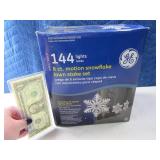 New 144light 8count Motion Snowflake Lawn SET