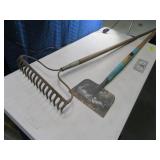 (2) Yard Tools Rake & FlatHead Scraper
